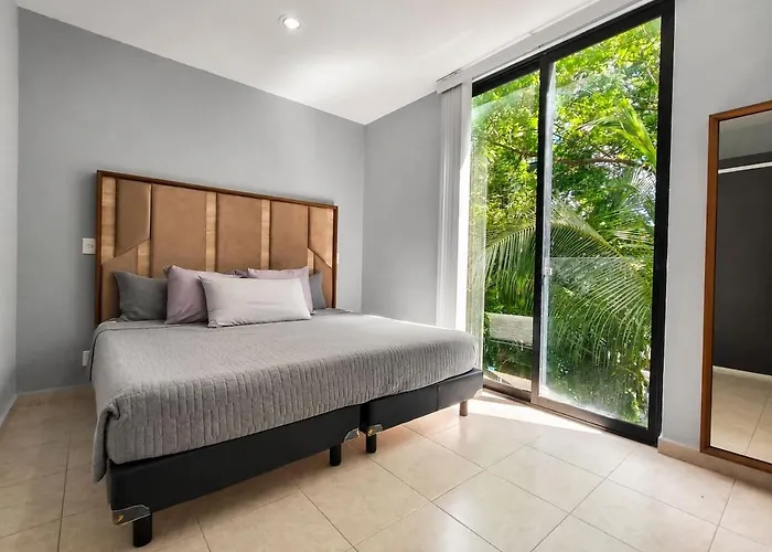 Quiet 2br Haven With Worspace Surrounded By Nature Apartment