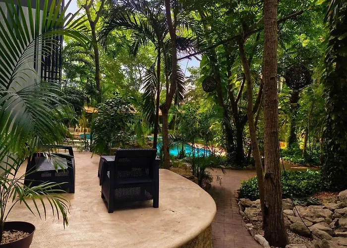 Quiet 2br Haven With Worspace Surrounded By Nature Apartment